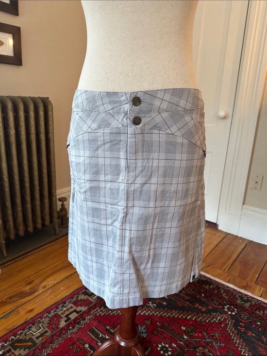 Royal Robbins Dresses & Skirts - Royal Robbins Gray Plaid A-Line Skirt